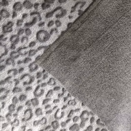 Tecido 100% poliéster tricotado em lã coral para cobertor